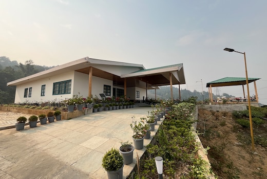 Avongrove Tea Boutique Bungalow (Premium 4 bedroom Villa)