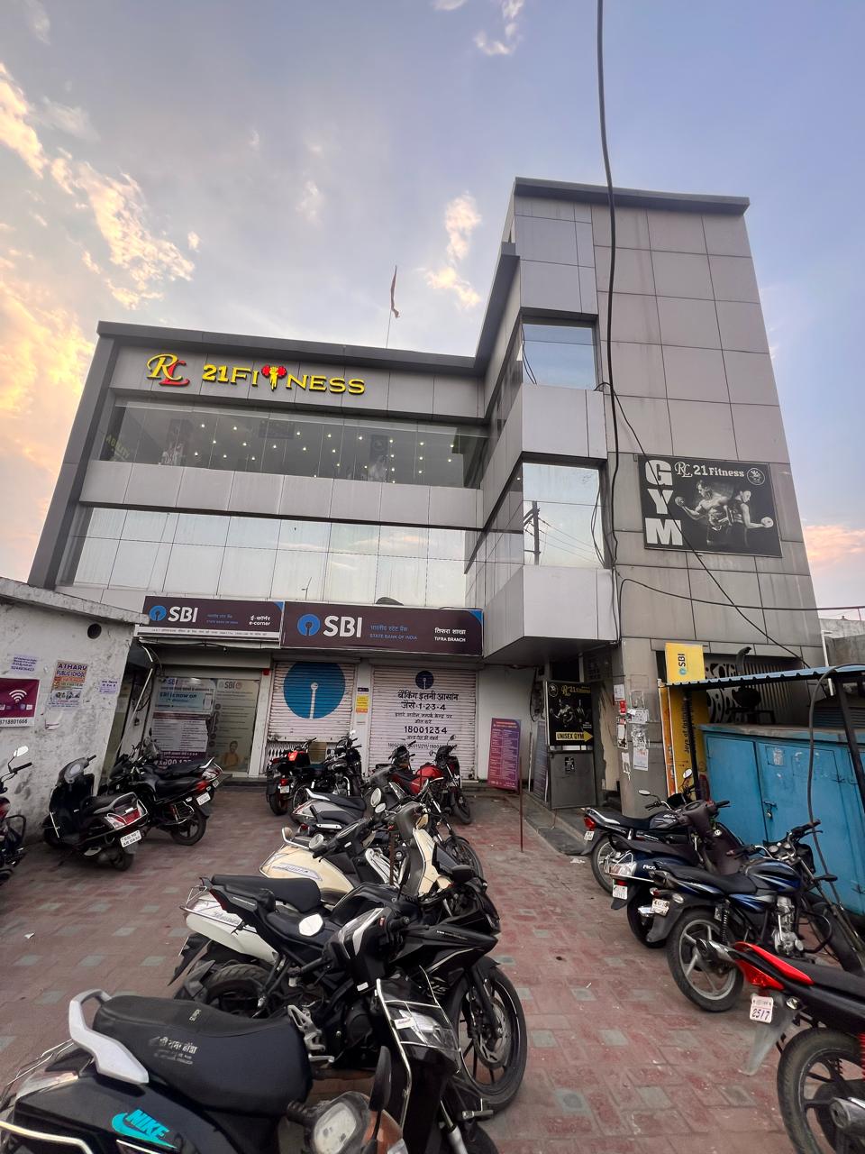 Vistara Hotel - Tap to explore photos