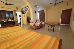 Large 2BHK AC Homestay by Bollywood celeb, Nagpur