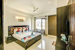 Via Hemkunt Residency - Nr Yatharth Super Speciality Hospital - Noida 110, Noida