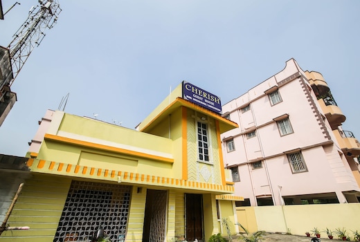 SPOT ON Cherish Guest House