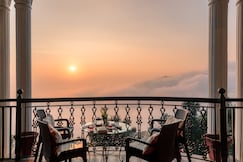 StayVista at Arch @ Stonehill Manor, Dalhousie