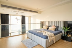 Elite 1BHK Duplex 14th Floor Skyline Retreat, Gurgaon