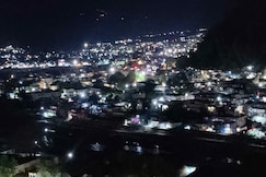 Hotel Manokamna Palace, Uttarkashi