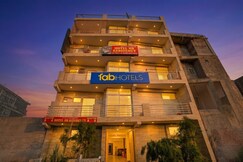 FabHotel Aditya Residency, Noida
