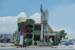 OYO 195 Ranchotel - Biñan, Calamba City