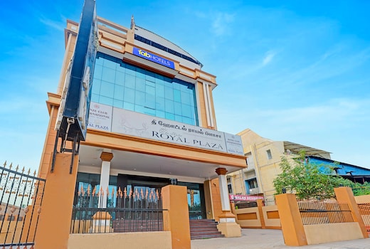 FabHotel The Royal Plaza - Koyambedu
