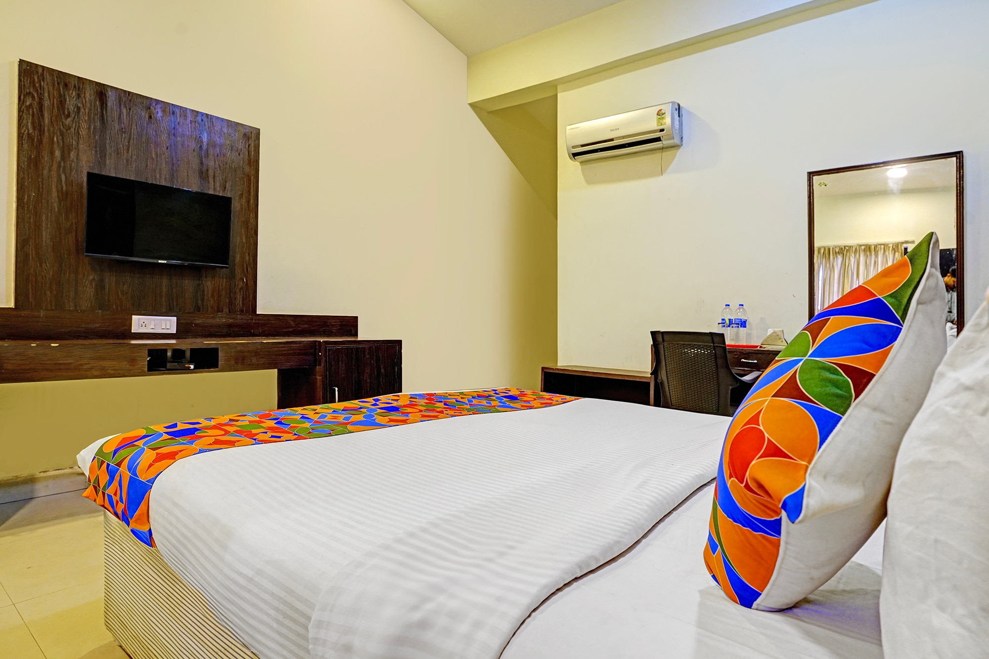 FabHotel Balaji Resort - 600M From Calangute Beach - Tap to explore photos