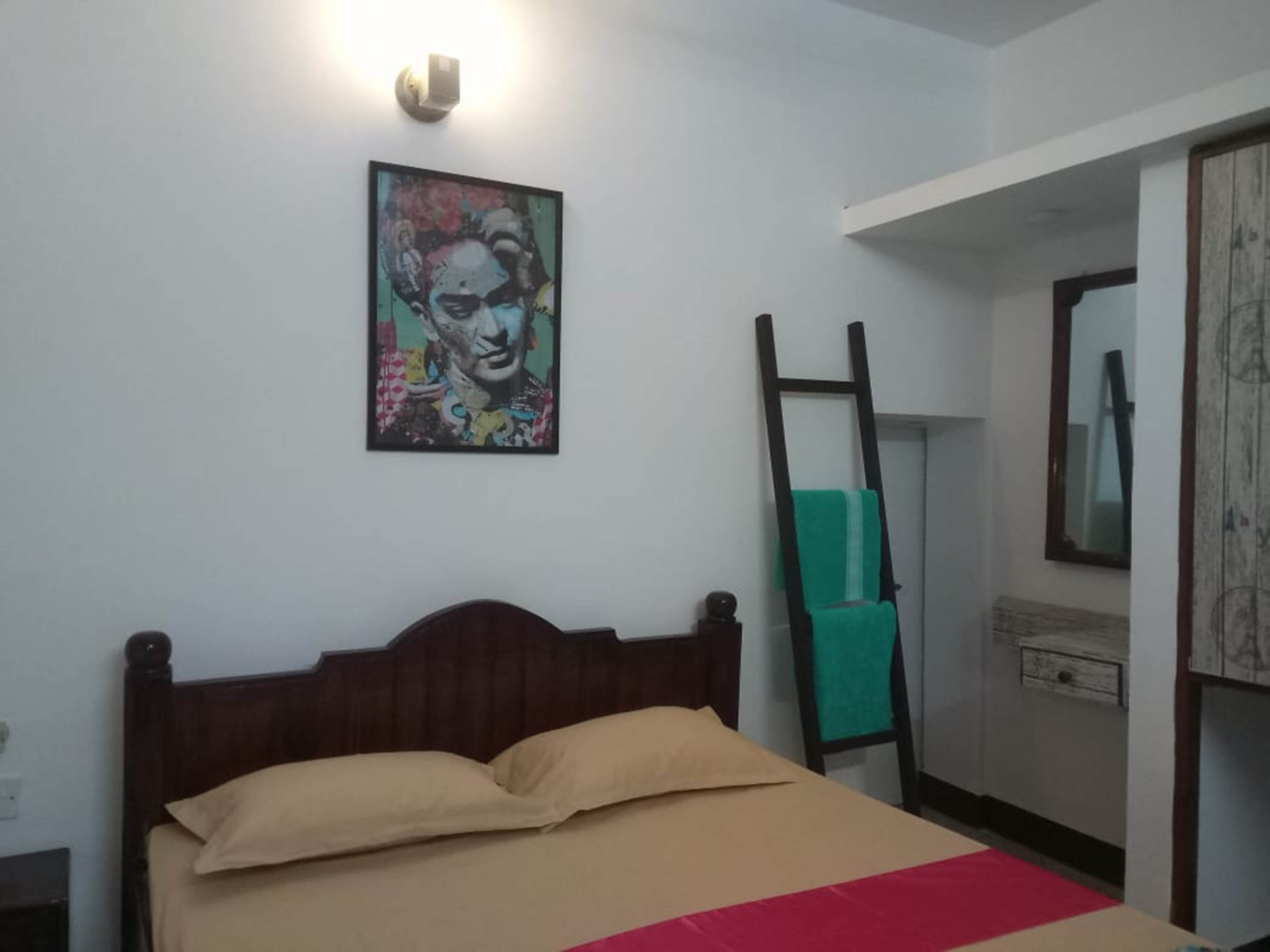 Vibrant 1 BHK near Calangute Beach G6 - Tap to explore photos