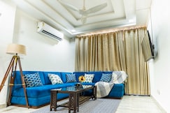 Igloo | Near Taj |3BR  By Homeyhuts, Agra