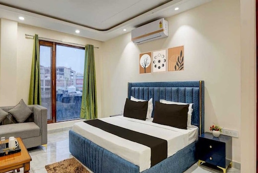 Townhouse Sector 102 Noida