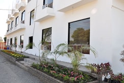 DND HOTEL AND RESORT, Satna