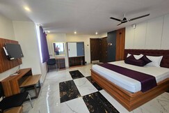 Hotel O D S, Ramgarh