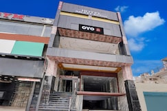 Hotel O Galaxy Rooms, Faridabad