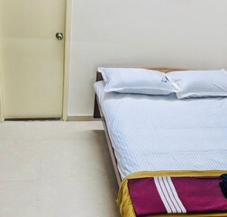 SAN4 - Single Bedroom Apartment