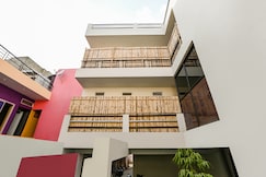 Hotel O Tara Mahal, Mauzamabad