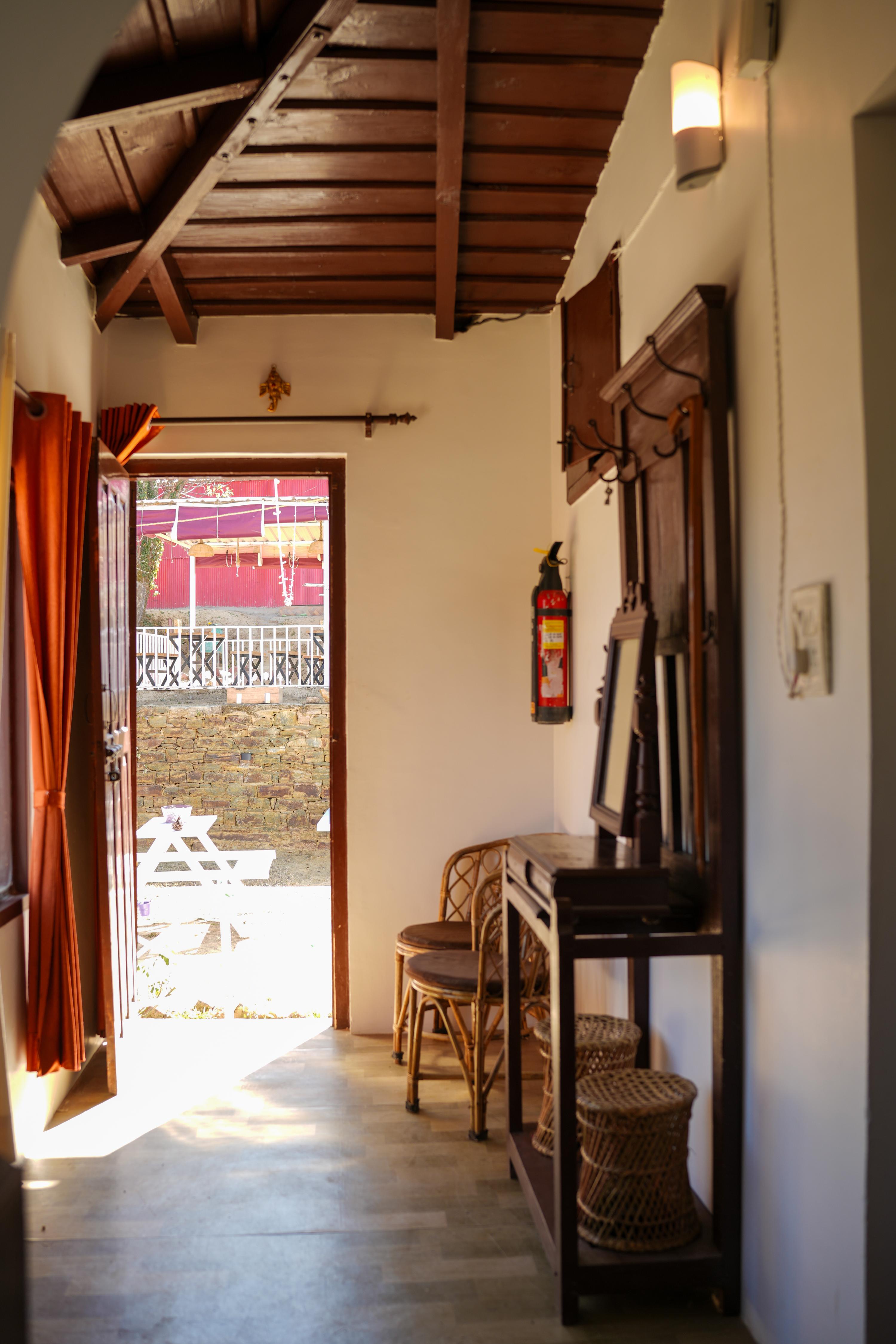 Heritage home in Mukteshwar - Tap to explore photos