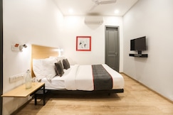 Super Townhouse Dilshad Garden Near Dilshad Garden Metro Station, Delhi