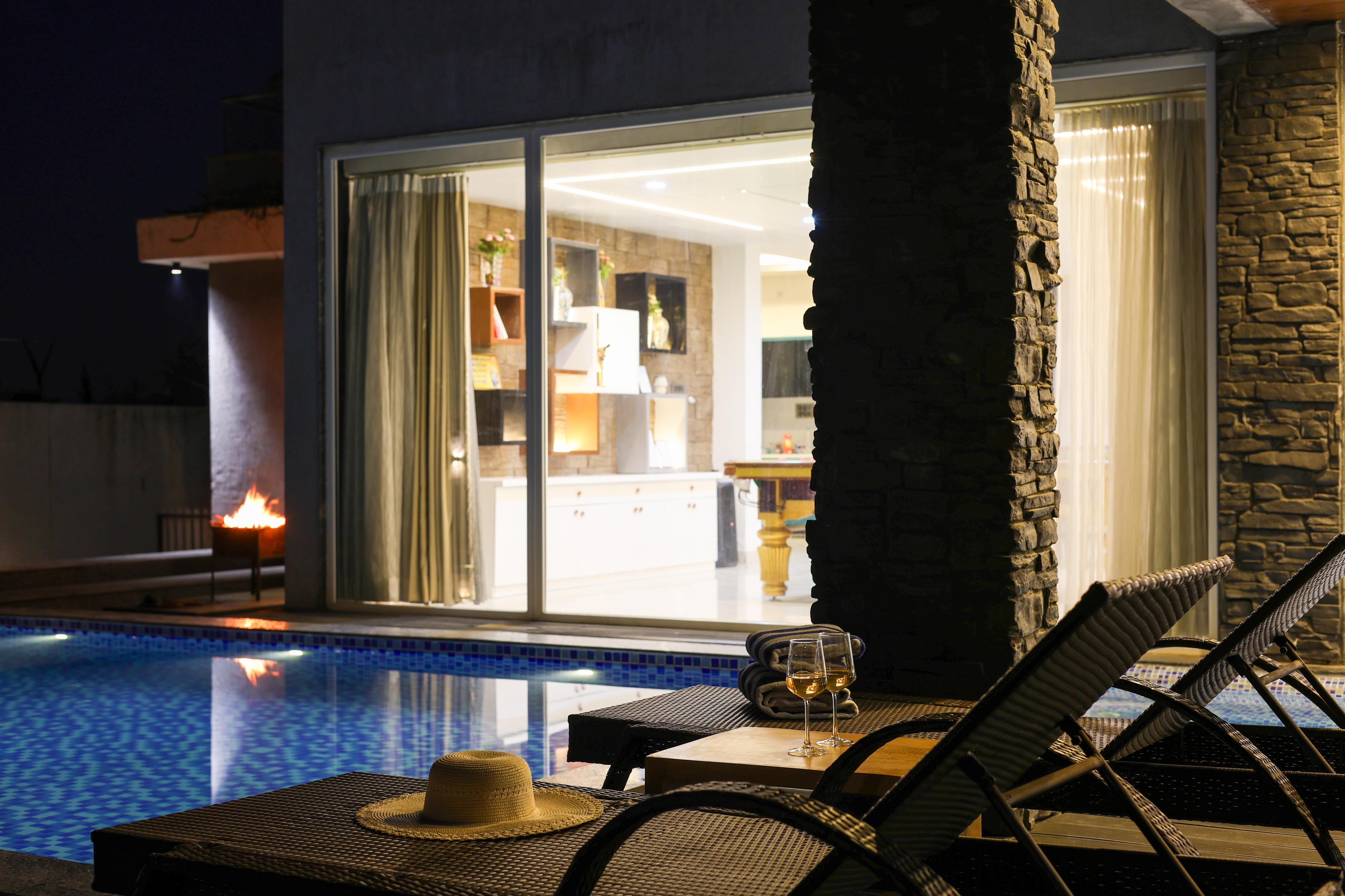 Evergreen 3 BHK villa with pvt pool, garden and scenic views - Tap to explore photos