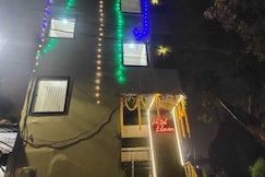 Hotel O Eleven, Narsinghpur