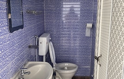 Bathroom 4