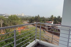 Between Tides Toasts Udupi Manipal, Udupi