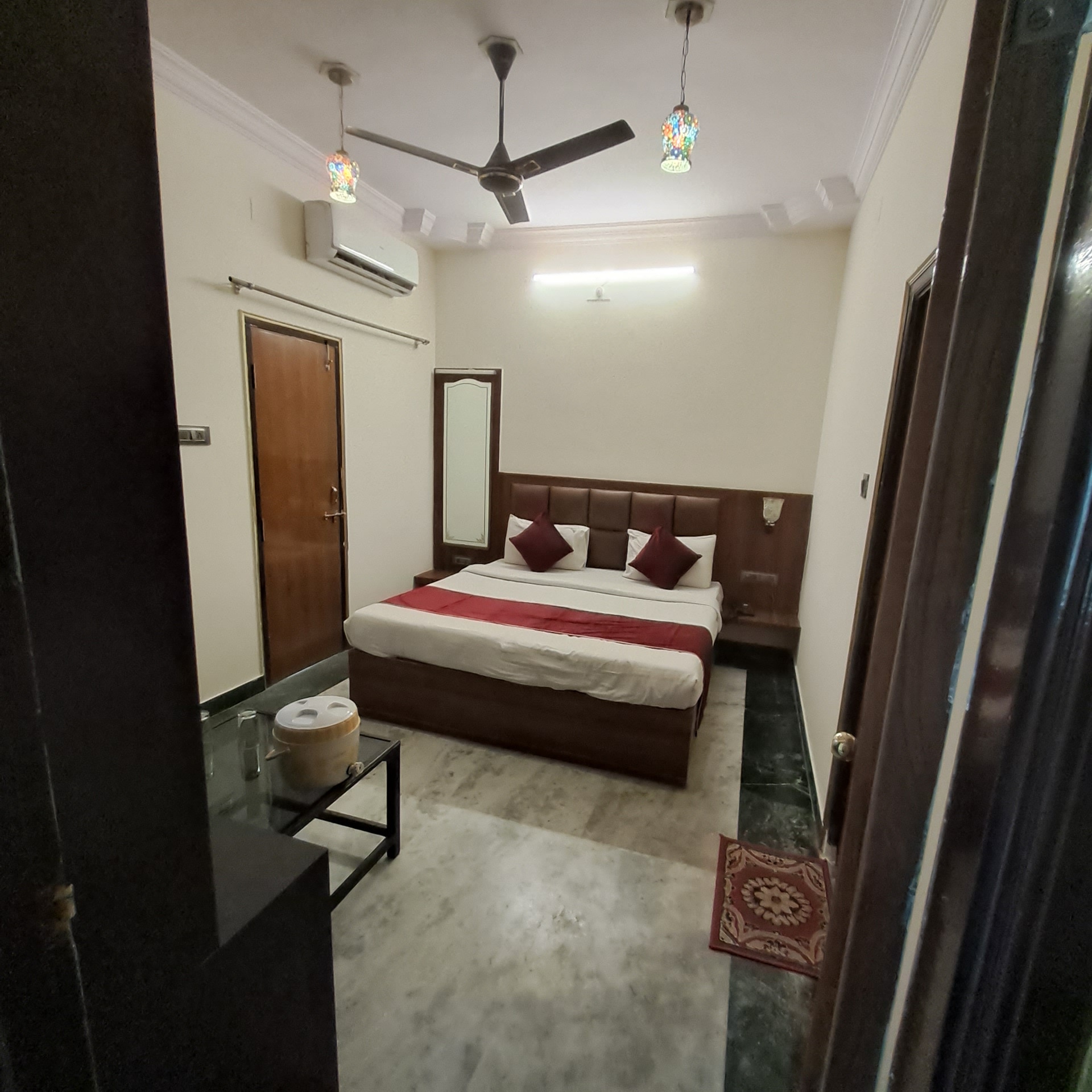 Hotel Rajkamal International - Tap to explore photos