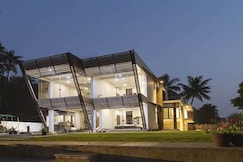 Glass River Retreat 4BHK, Cochin