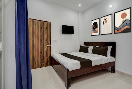 Hotel O SGT University Road Formerly Budhera