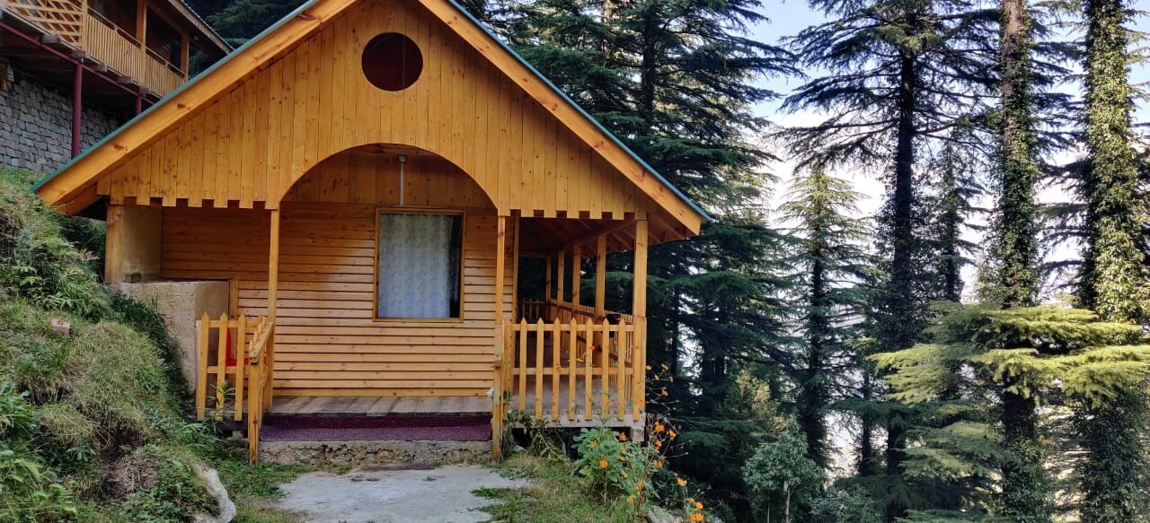 Photos of Mid Conifer Resort & Cottages Cottage in Dalhousie