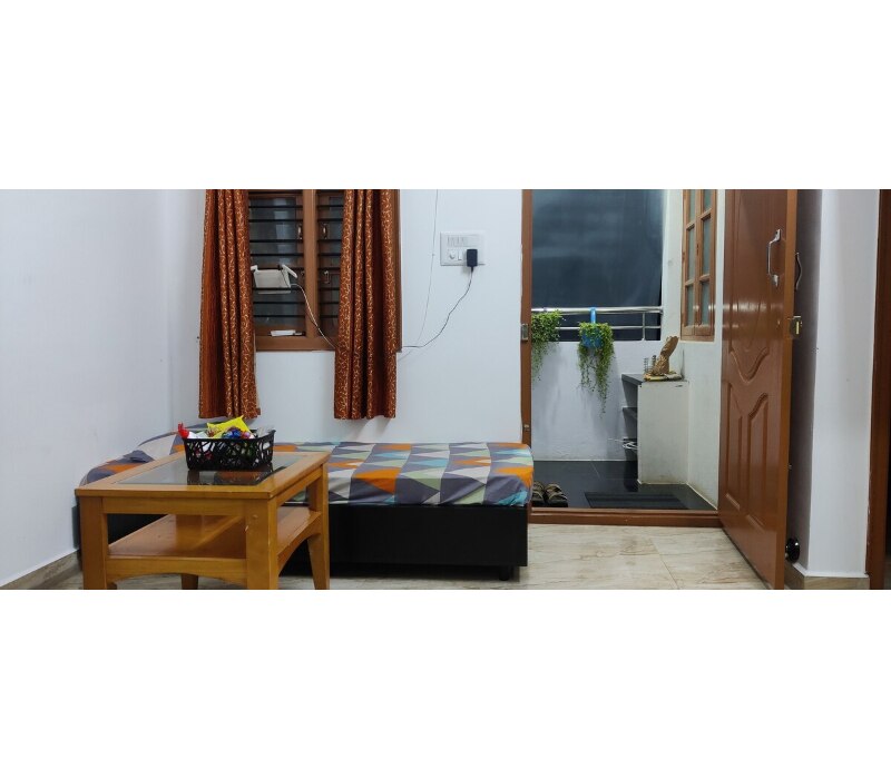 Cozy 2 bed room house with kitchen and wifi - Tap to explore photos