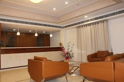 Hotel Grand Gayathri, Khammam
