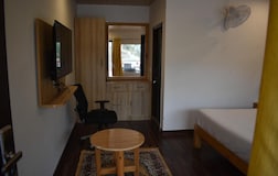Super Deluxe Room