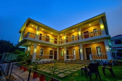 Virat Square Garden | Rooms & Caretaker, Goa