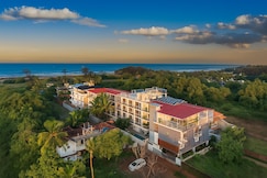 WaveCrest Morjim By Joy Stays, Goa