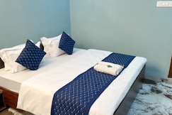 Hotel Abhinanadan, Indore