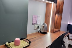 Staymoodyy France Theme Studio, Indore