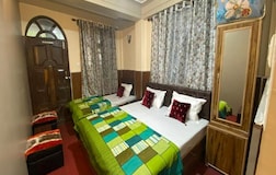 DOUBLE BED ROOM ( 103 )