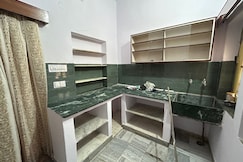 Family Friendly 1.5 BK Furnish Apartment, Jaipur