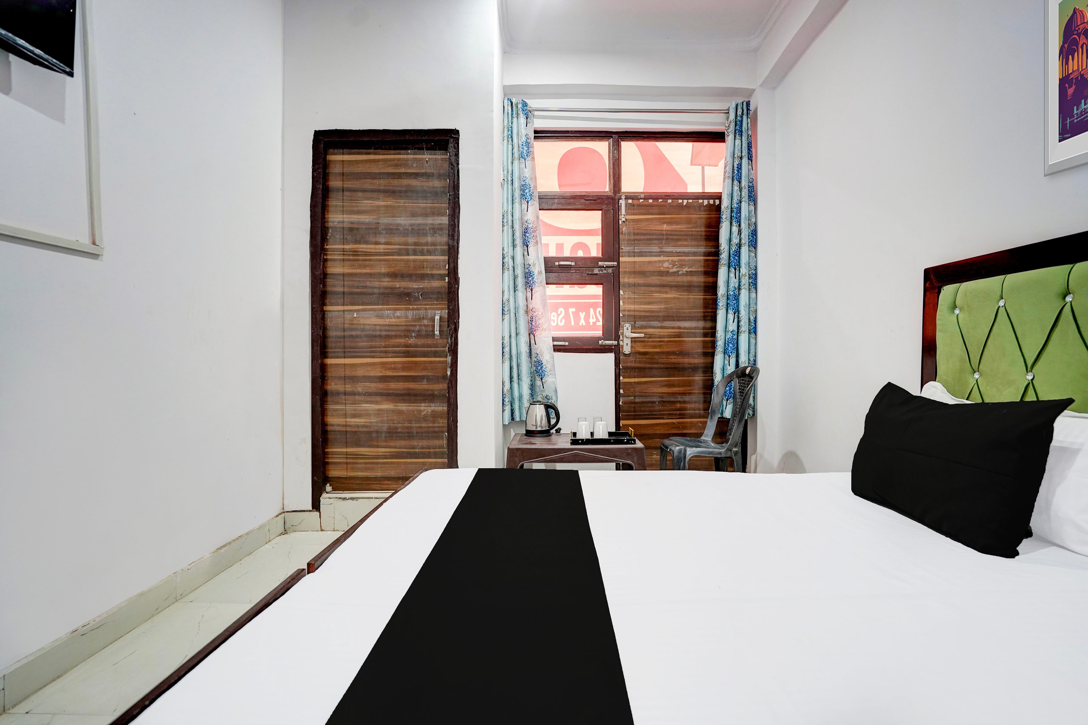 Hotel O VARUN INN - Tap to explore photos