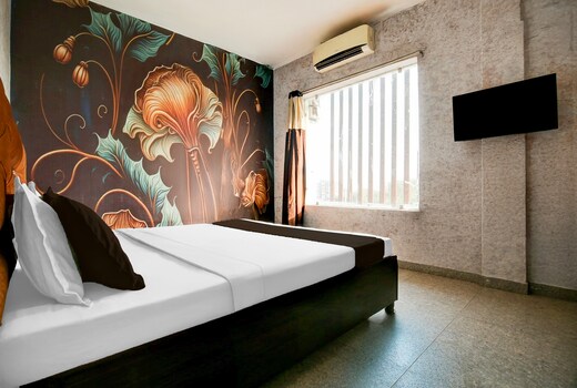 Hotel O EB Hotel