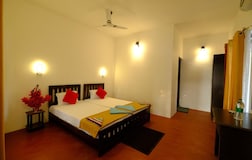 AC Deluxe Double Room
