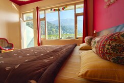 Golden View B&B Mcleodganj, Dharamshala