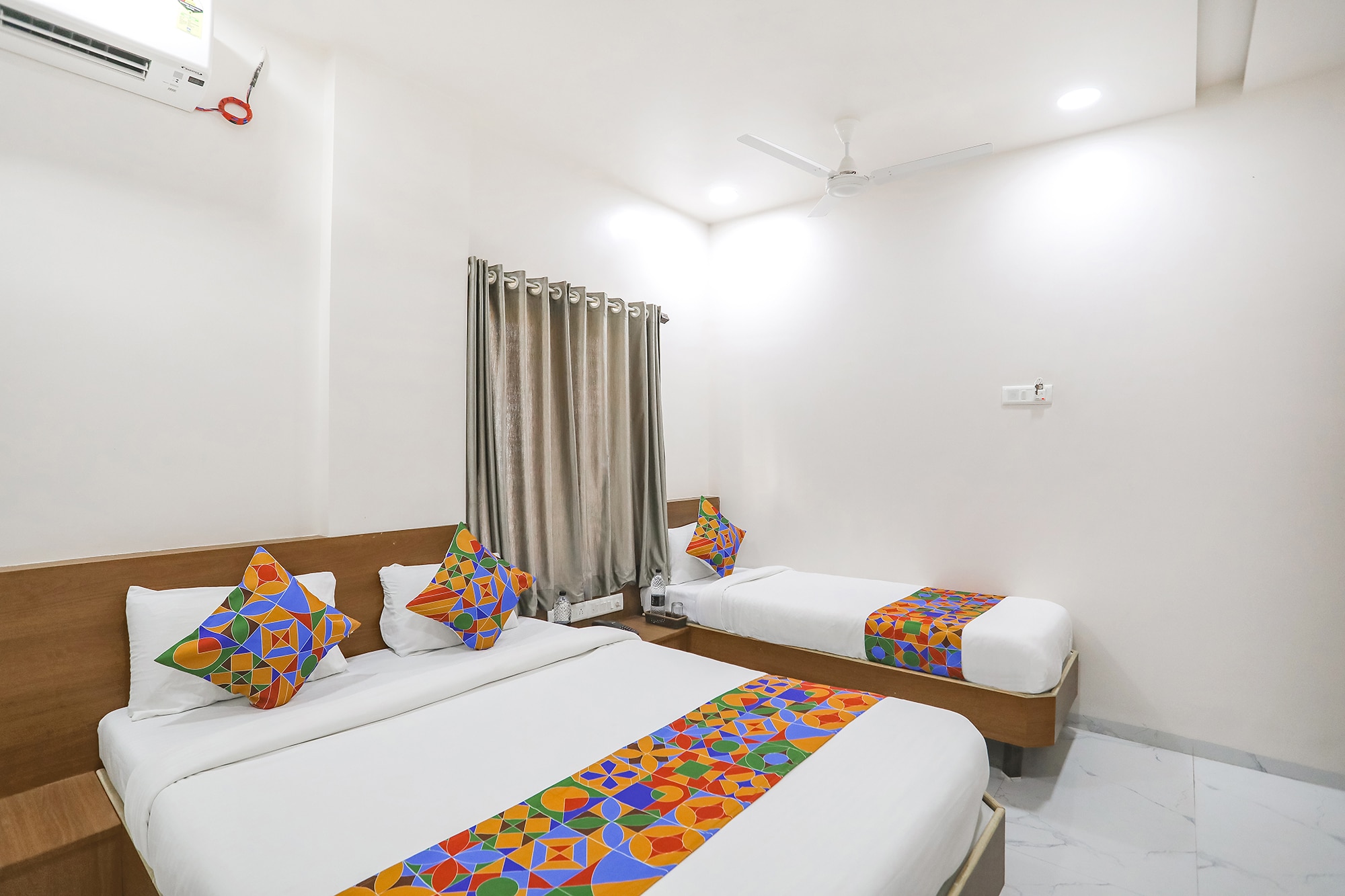 PRIVILEGE TRIPLE CLUB ROOM (Triple Bed Room A.C.) 1