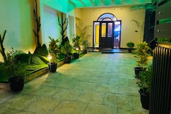 Alice Lake Promise, Varkala