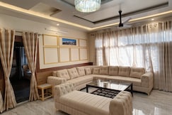 Hyanki House, Bhimtal