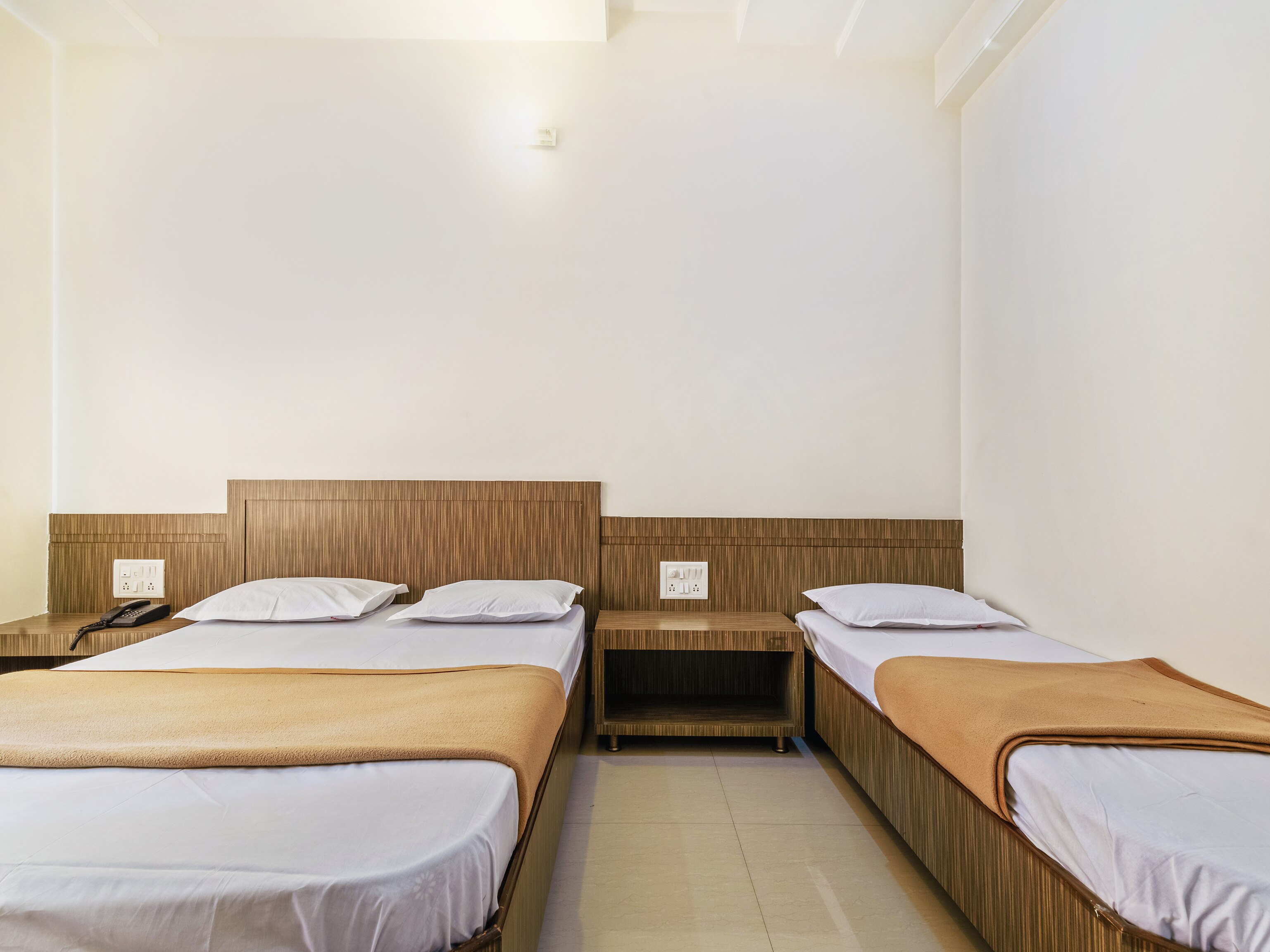Hotel Sai Smita 2
