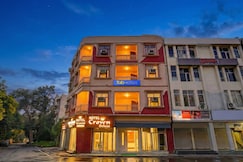 FabHotel Crown DX, Delhi