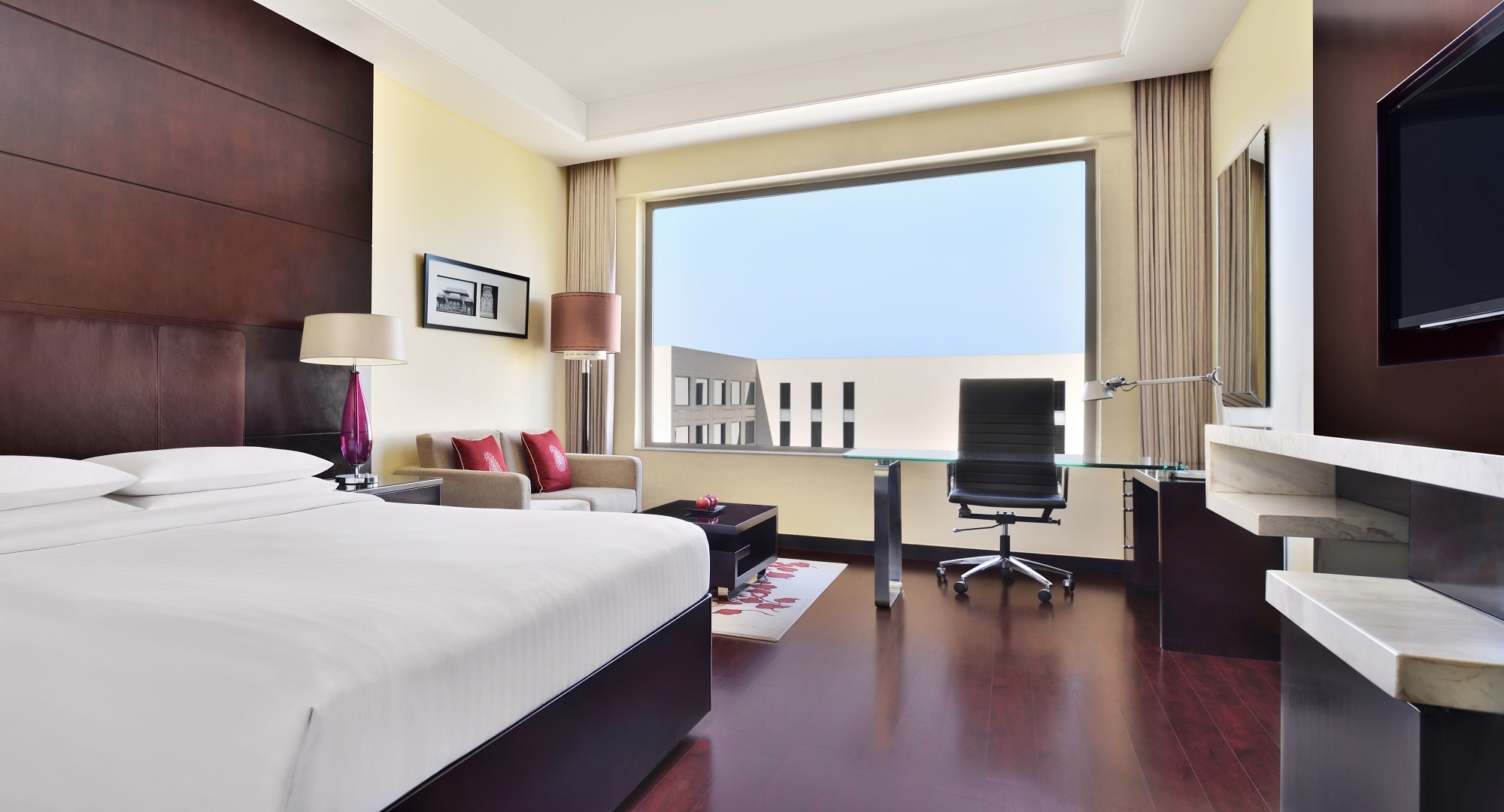 Jaipur Marriott Hotel - Tap to explore photos