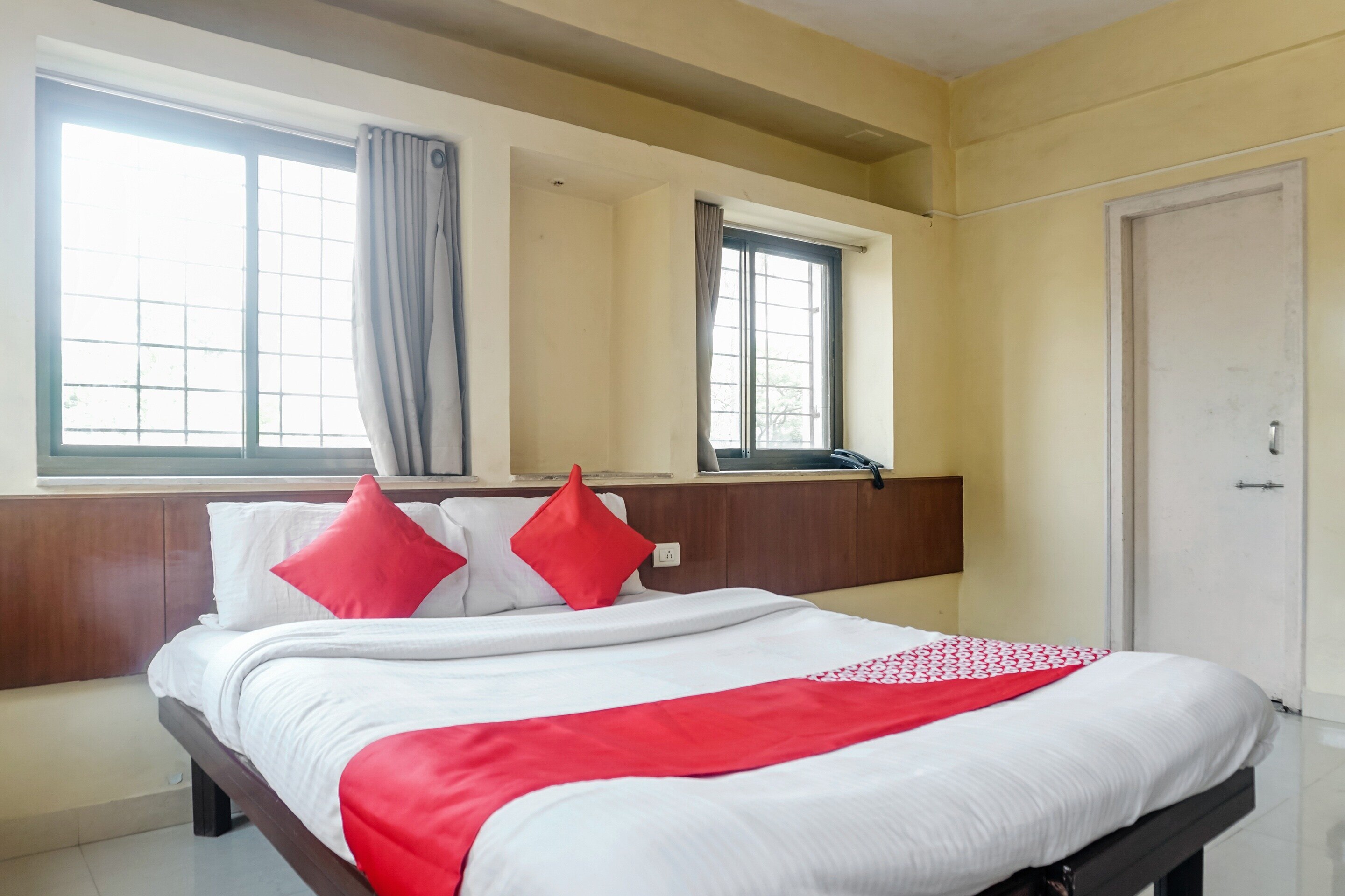 Hotel O Yash Residency - Tap to explore photos